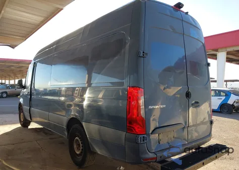 2019 Mercedes-Benz Sprinter 2500 High Roof V6 z USA, uszkodzony, nr VIN WD4PF1CD5KP146699